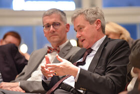 MinR Thomas Hadamek und Dr. Horst Risse (Direktor beim Deutschen Bundestag)